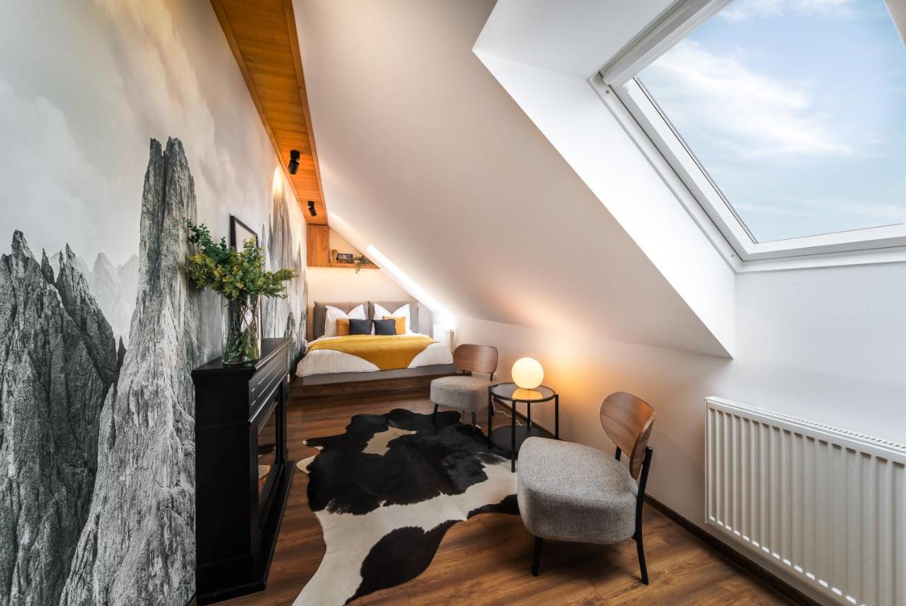 Cozy Mountain Attic Apartment In High Tatras Veľka Lomnica Bagian luar foto